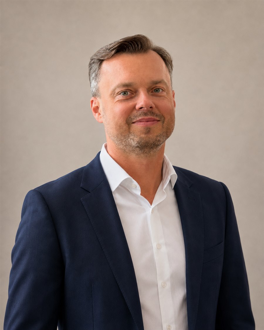 Portrait von Dipl.-Kfm. (FH) Viktor Michael Tyburski