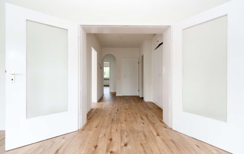 Ruhige 2-Zimmer-Wohnung mit großem Südbalkon in Duisburg-Neudorf-Süd, 47057 Duisburg, Etagenwohnung